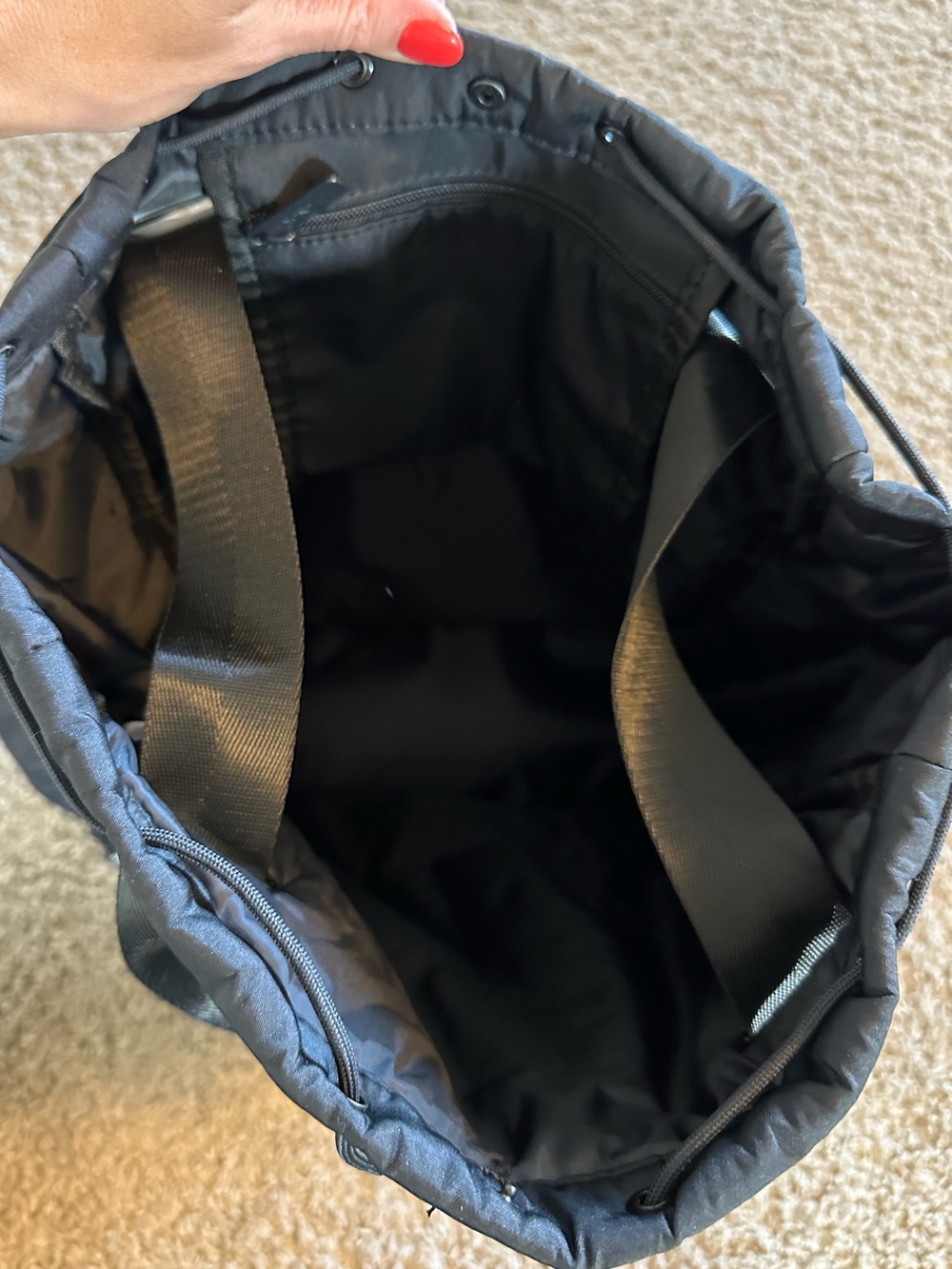 Beyond Yoga Black Convertible Gym Bag - Picture 5 of 10
